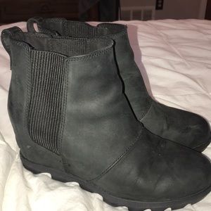Sorel Wedge Boots - Black